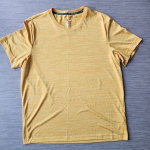 Men's Tek Gear Dry Tek T-Shirt - Size Large